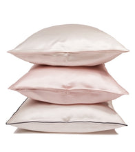 Load image into Gallery viewer, J'adore Silk Pillowcase - Yvonne.b