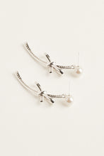 Load image into Gallery viewer, Sliver Sparkle Bow Earrings - Yvonne.b